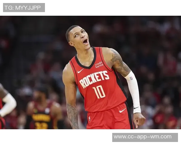 小贾巴里专注身体训练坚信团队合作与成长的重要性