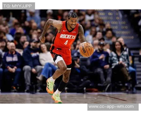 杰伦格林接受采访时被罗伊斯奥尼尔庆祝撞飞引发热议